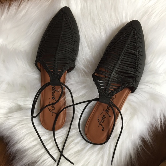 Free People Shoes - FREE PEOPLE POINTED FLAT SHOES